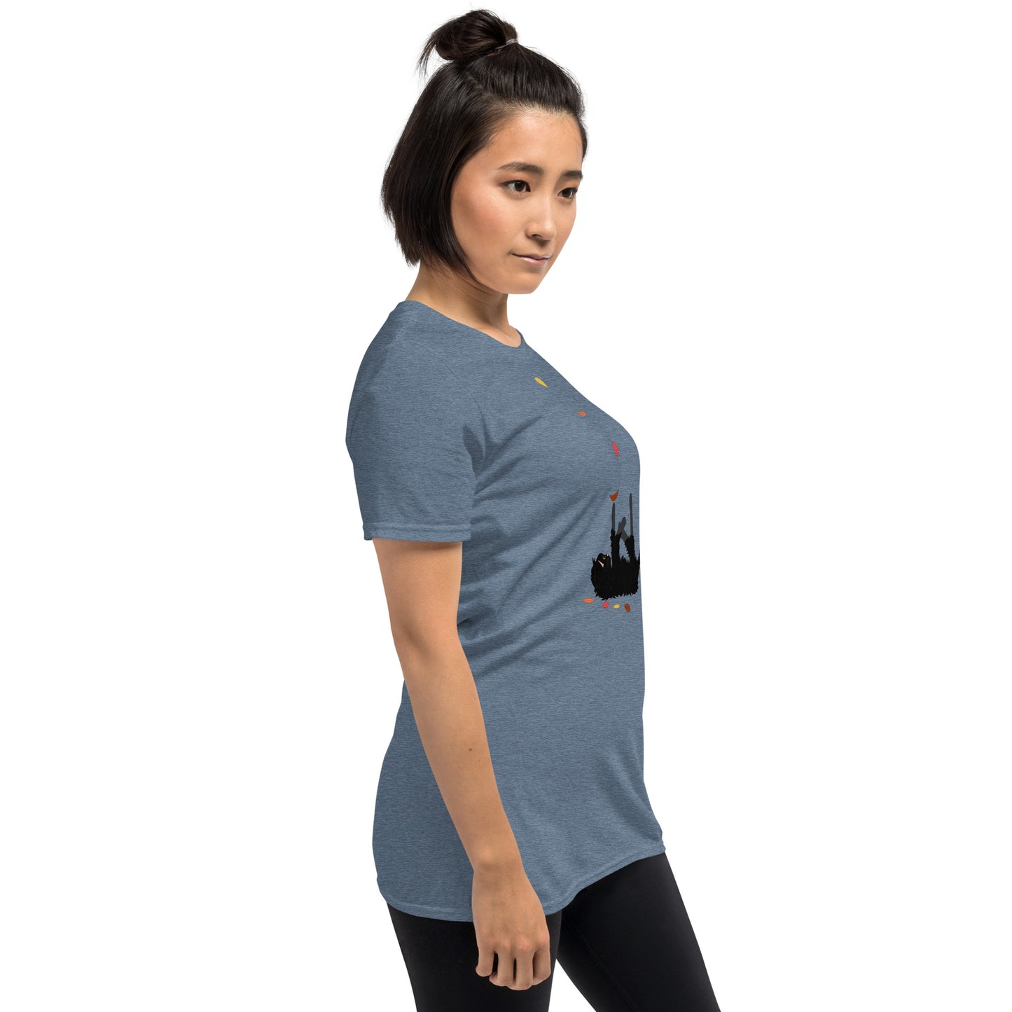 Kitten & Falling Leaves - Women's T-Shirt